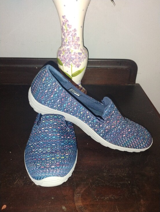 Skechers Shoes - Skechers Relaxed Fit Navy Multi-Color Knit Slip-On Shoes Women's Size 11